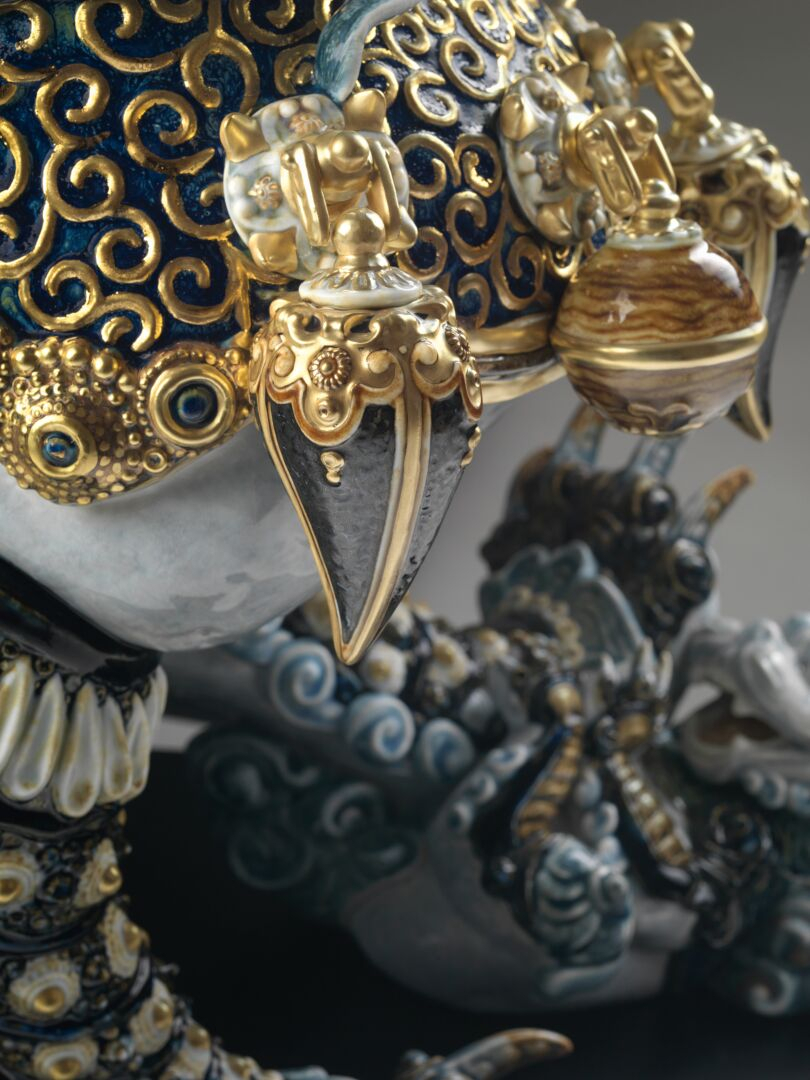 Статуэтка "Львица-хранительница" Lladro