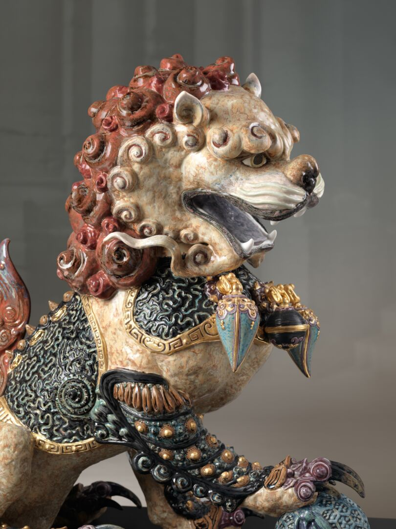 Статуэтка "Лев-хранитель" Lladro