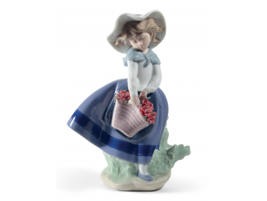 Статуэтка "Ароматный урожай гвоздик" Lladro
