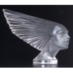 Статуэтка "Victoire" Lalique