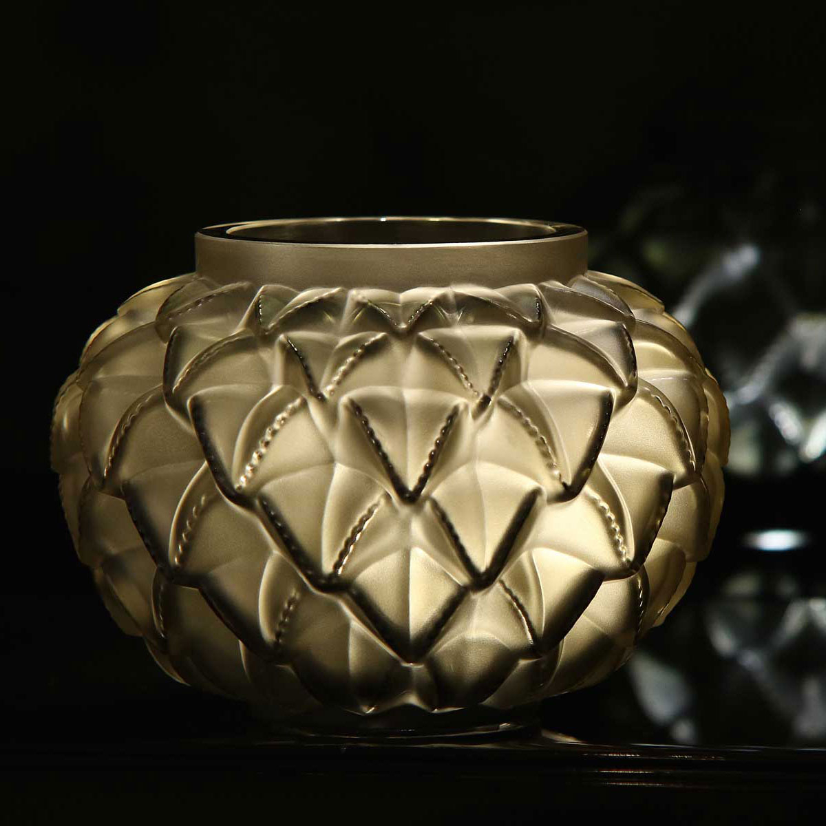 Ваза для цветов бронзовая средняя "Languedoc" Lalique
