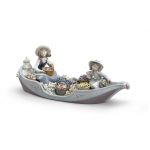 Статуэтка "Цветочницы в лодке" Lladro