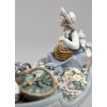 Статуэтка "Цветочницы в лодке" Lladro