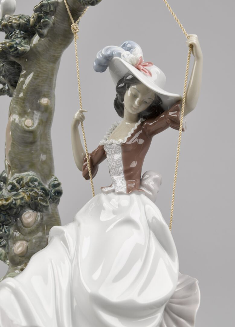 Статуэтка "Качели" Lladro