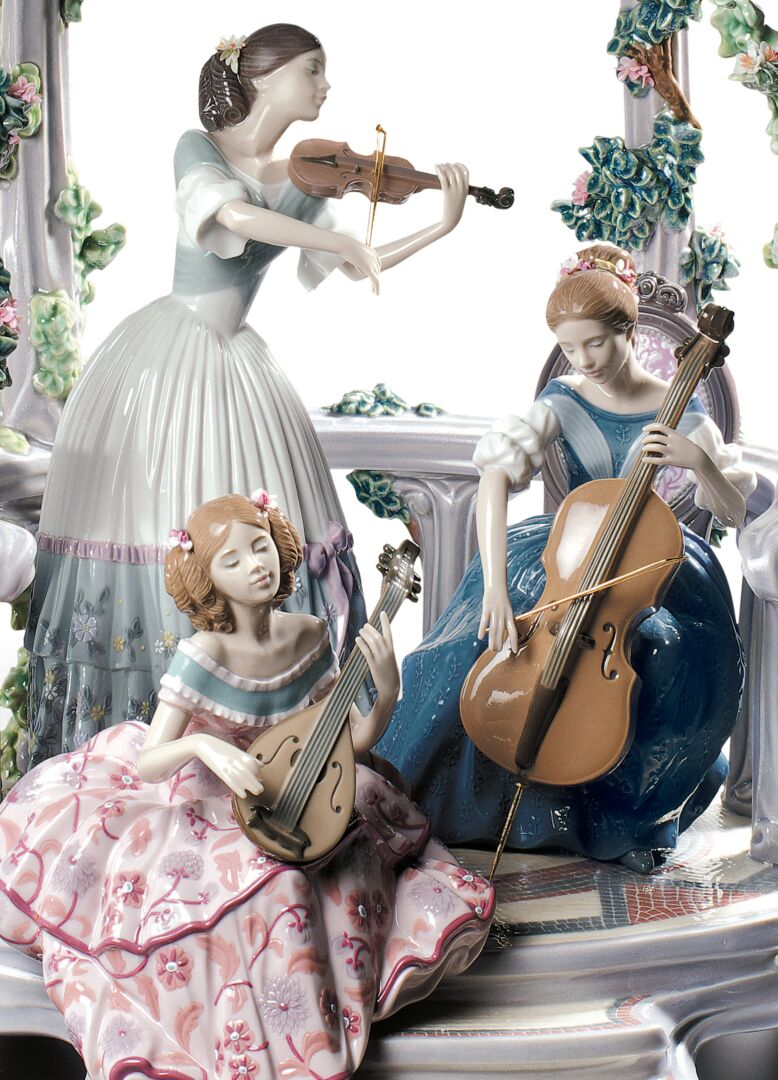 Статуэтка "Летняя симфония" Lladro