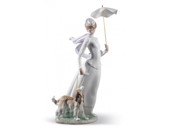 Статуэтка "Дама с шалью" Lladro