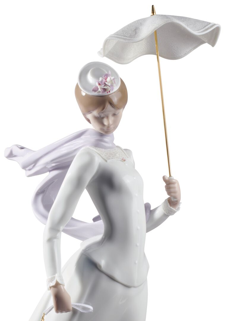 Статуэтка "Дама с шалью" Lladro