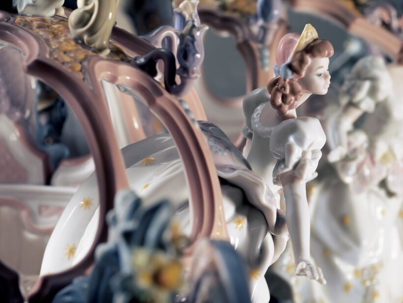Статуэтка "Прибытие золушки" Lladro