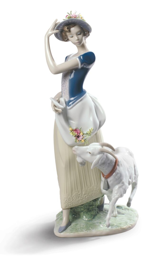 Статуэтка "Юная пастушка" Lladro