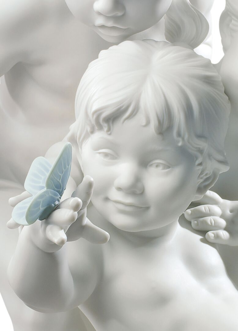 Статуэтка "Детская любознательность" Lladro