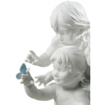 Статуэтка "Детская любознательность" Lladro