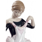Статуэтка "Платье для дебюта" Lladro