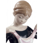 Статуэтка "Платье для дебюта" Lladro