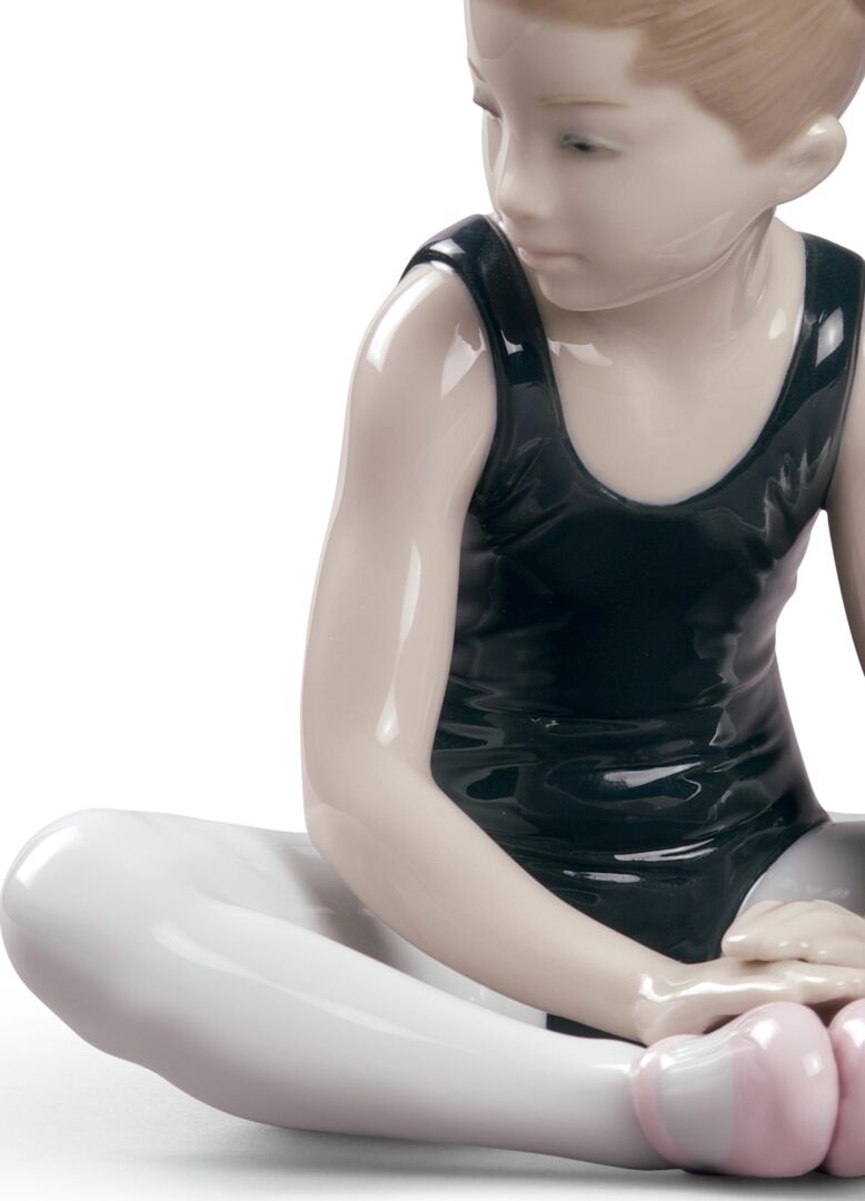 Статуэтка "Мечтая о дебюте" Lladro