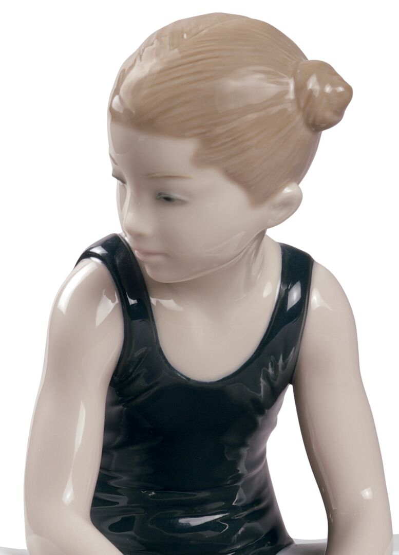 Статуэтка "Мечтая о дебюте" Lladro