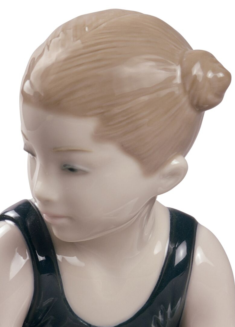 Статуэтка "Мечтая о дебюте" Lladro