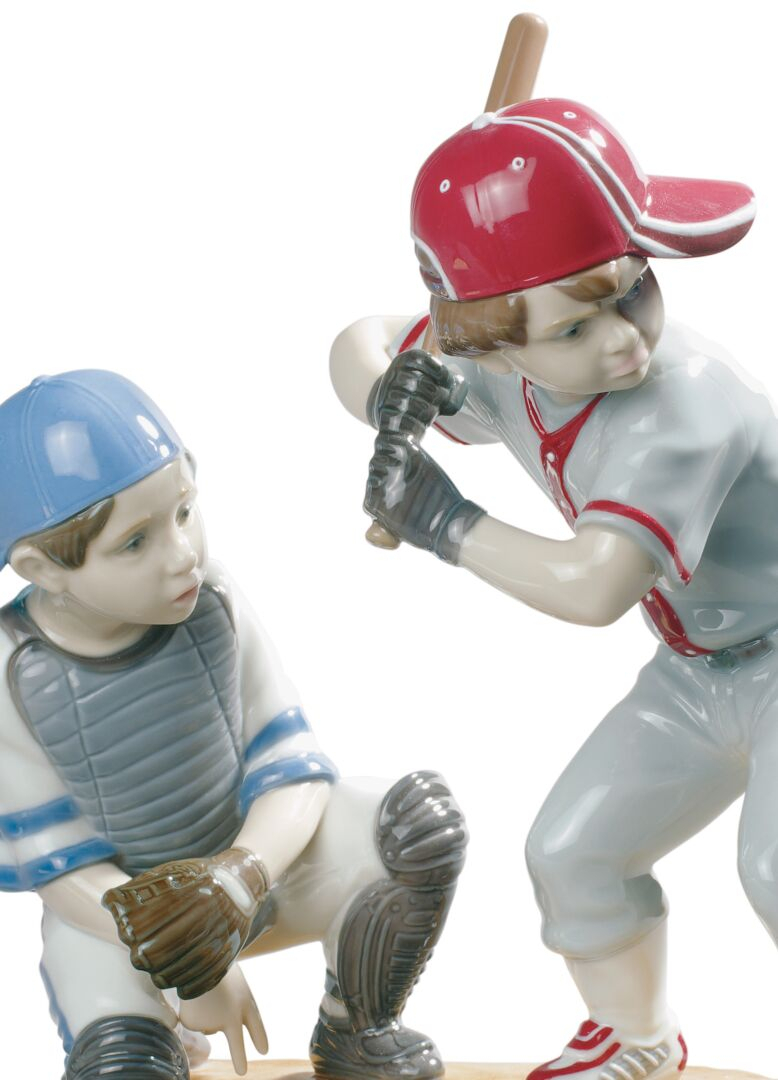 Статуэтка "Игроки в бейсбол" Lladro