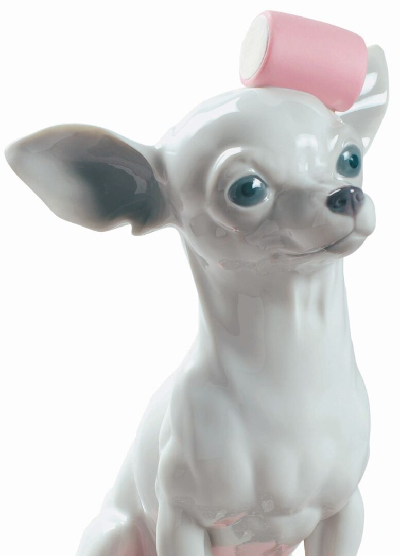 Статуэтка собака "Чихуахуа с зефиром" Lladro