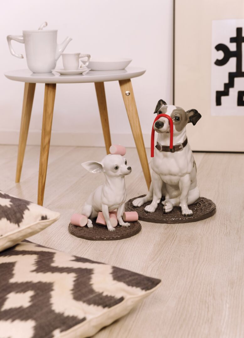 Статуэтка собака "Чихуахуа с зефиром" Lladro