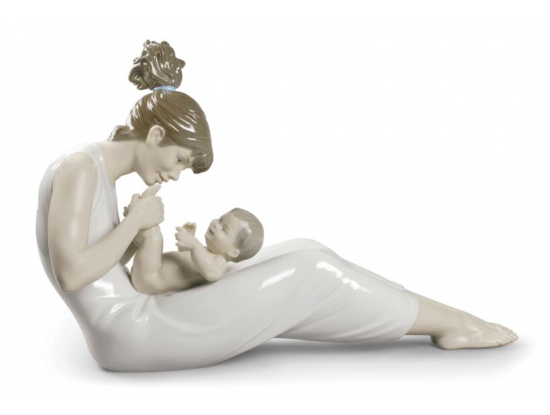 Статуэтка "Хихиканье с мамой" Lladro