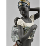 Статуэтка "Африканское материнство" Lladro