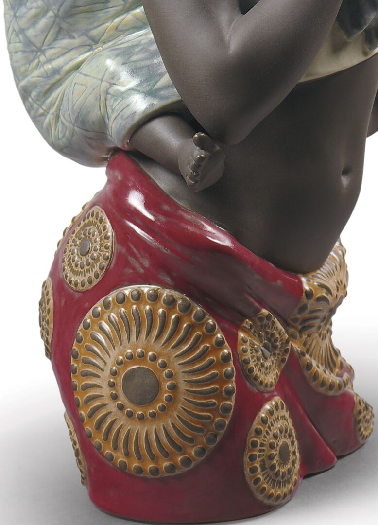 Статуэтка "Африканское материнство" Lladro