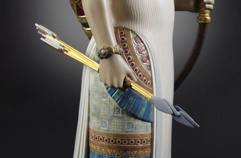 Статуэтка "Ассирийский стрелок" Lladro