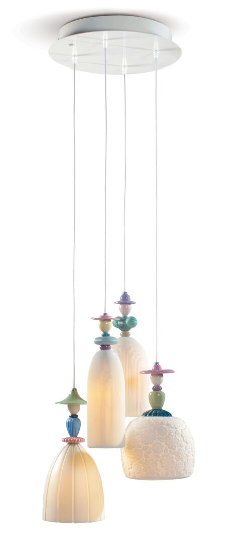 Люстра "Мадмуазель гуляя по пляжу" Lladro