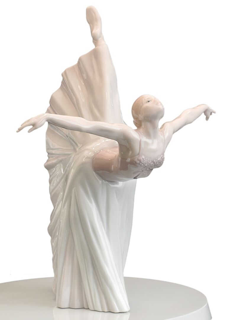 Лампа настольная "Жизель-арабеска" Lladro