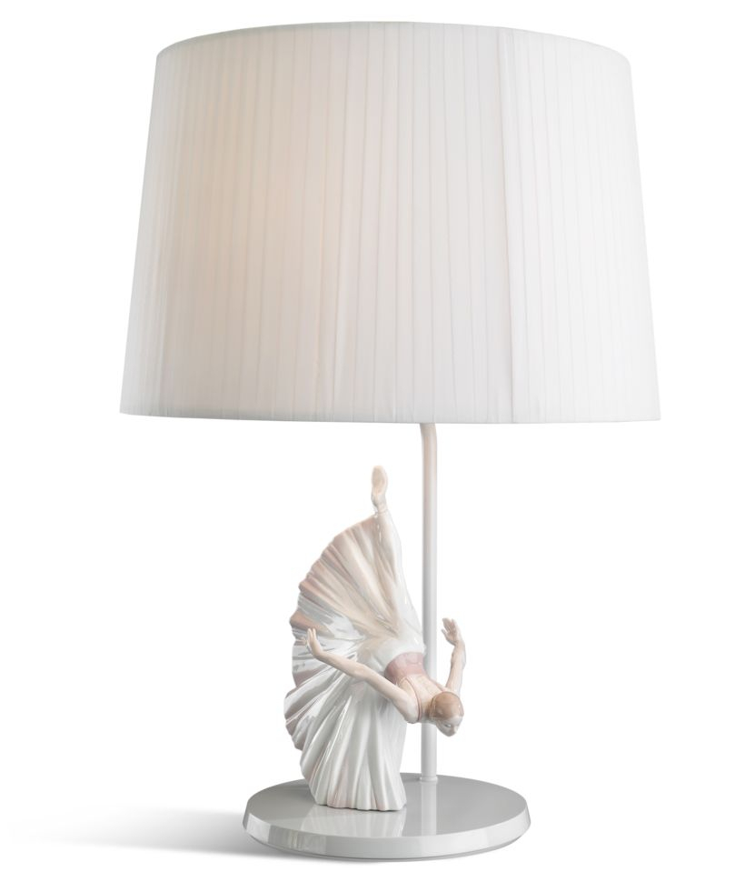 Лампа настольная "Жизель-реверанс" Lladro