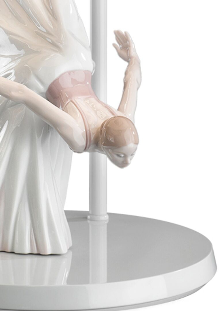 Лампа настольная "Жизель-реверанс" Lladro