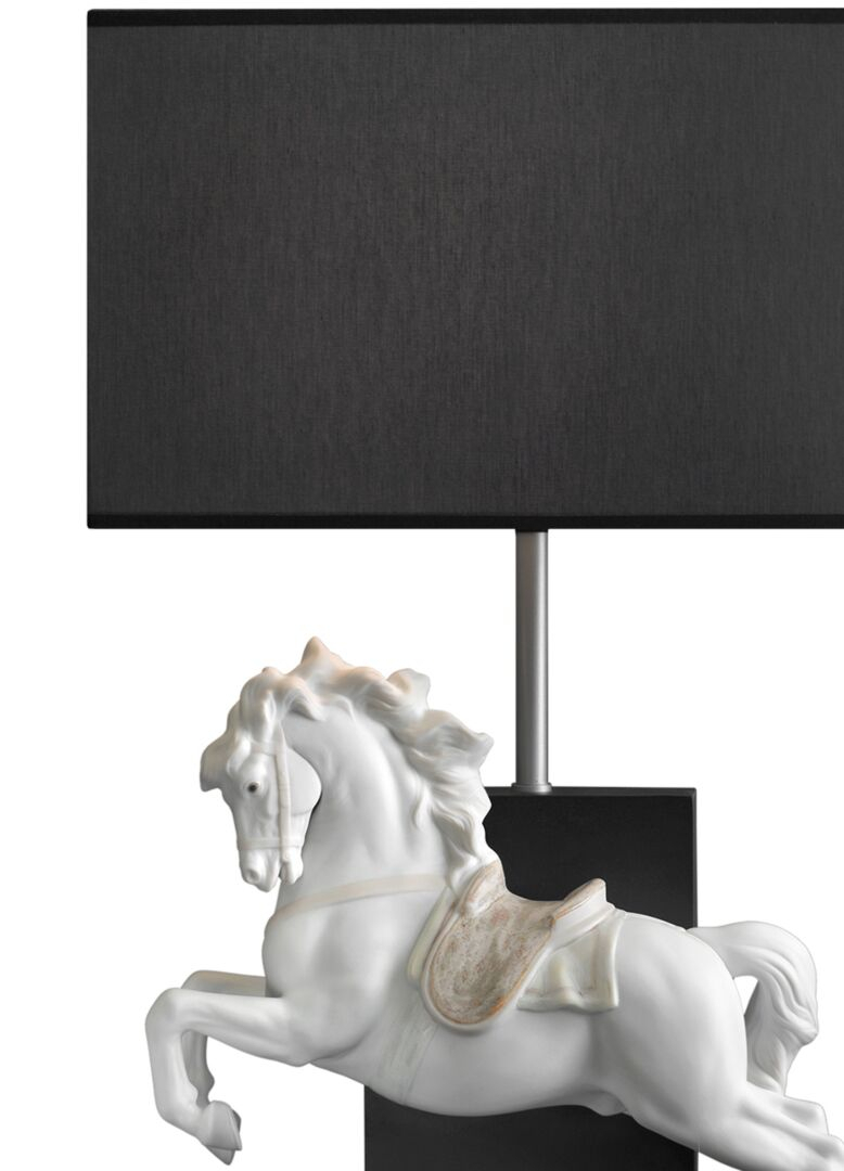 Лампа настольная "Пируэт" Lladro