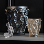 Ваза для цветов бронзовая "Bacchantes" Lalique