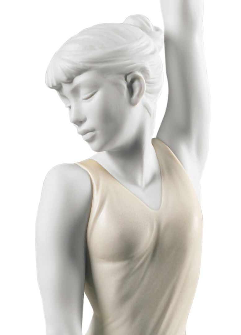 Статуэтка "Современный танцор" Lladro