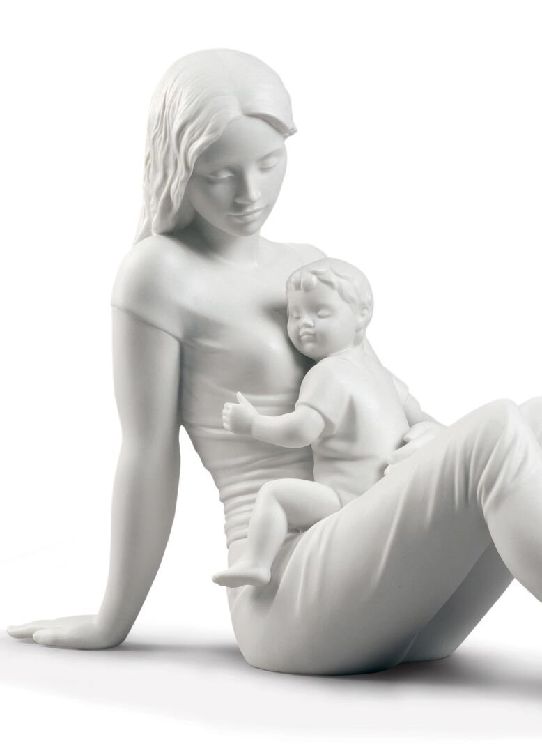 Статуэтка "Материнская любовь" Lladro