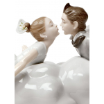Статуэтка "Любовь витает в воздухе" Lladro