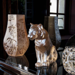 Ваза для цветов золотая "Ombelles" Lalique