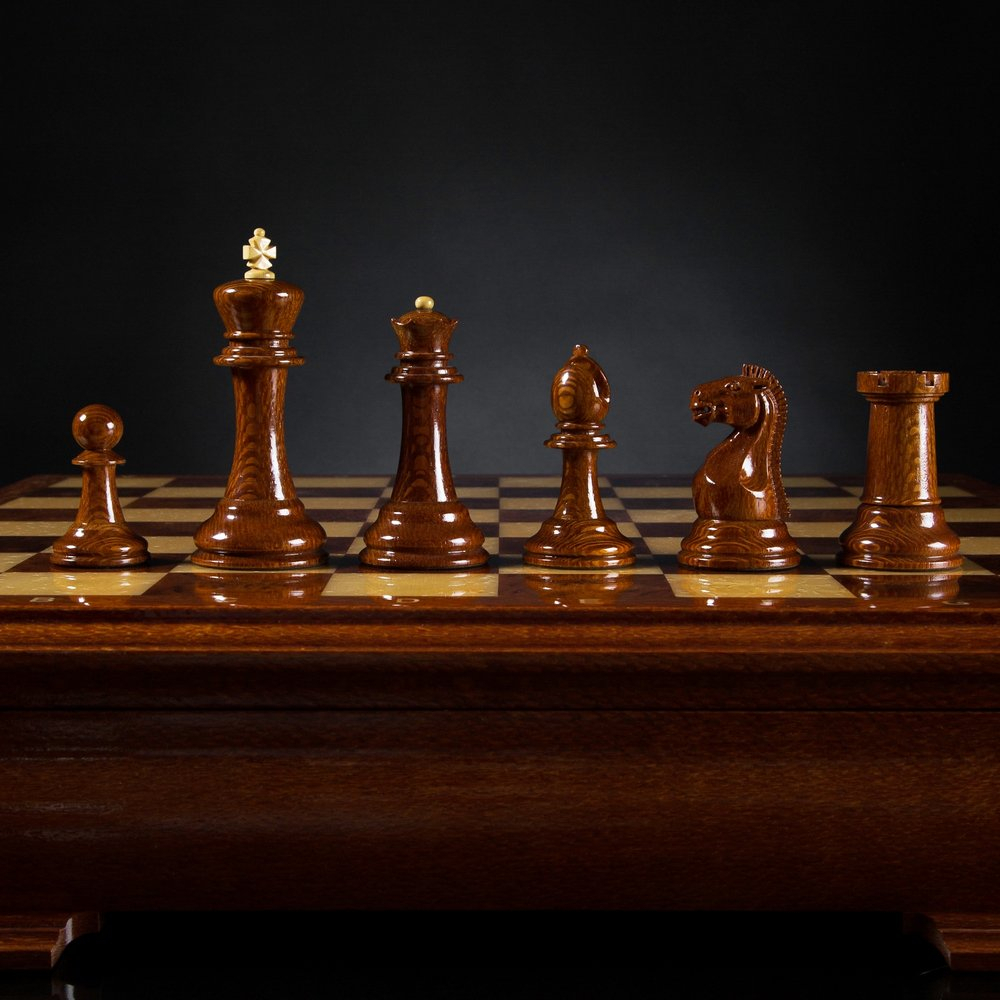Шахматы Стаунтон Люкс (лайсвуд / самшит), ограниченная серия