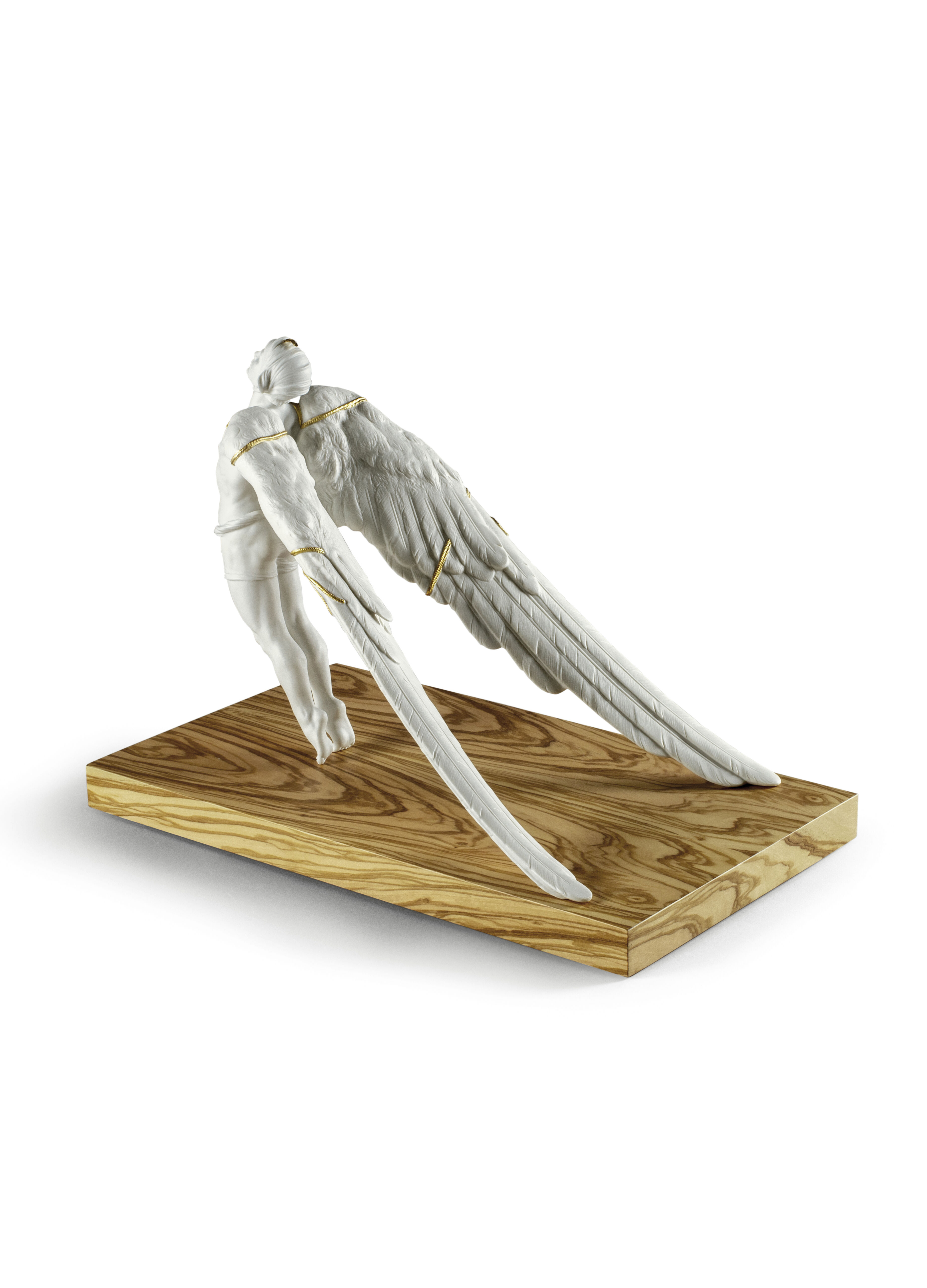 Статуэтка "Фигура Икара" Lladro