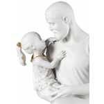 Статуэтка "Ребенок в руках папы" Lladro
