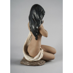 Статуэтка "Фигура женщины, откровенный лунный свет" Lladro