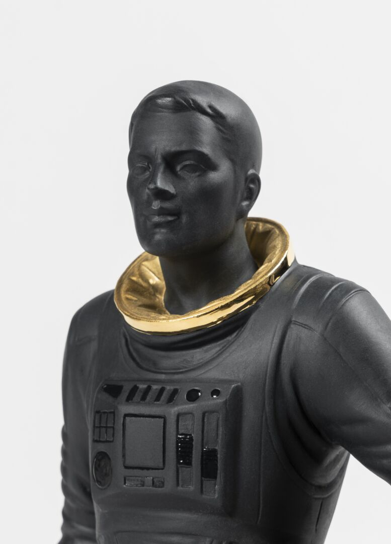 Статуэтка "Прогулки по луне" Lladro