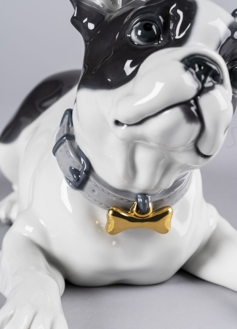 Статуэтка "Французский бульдог с макарунами" Lladro