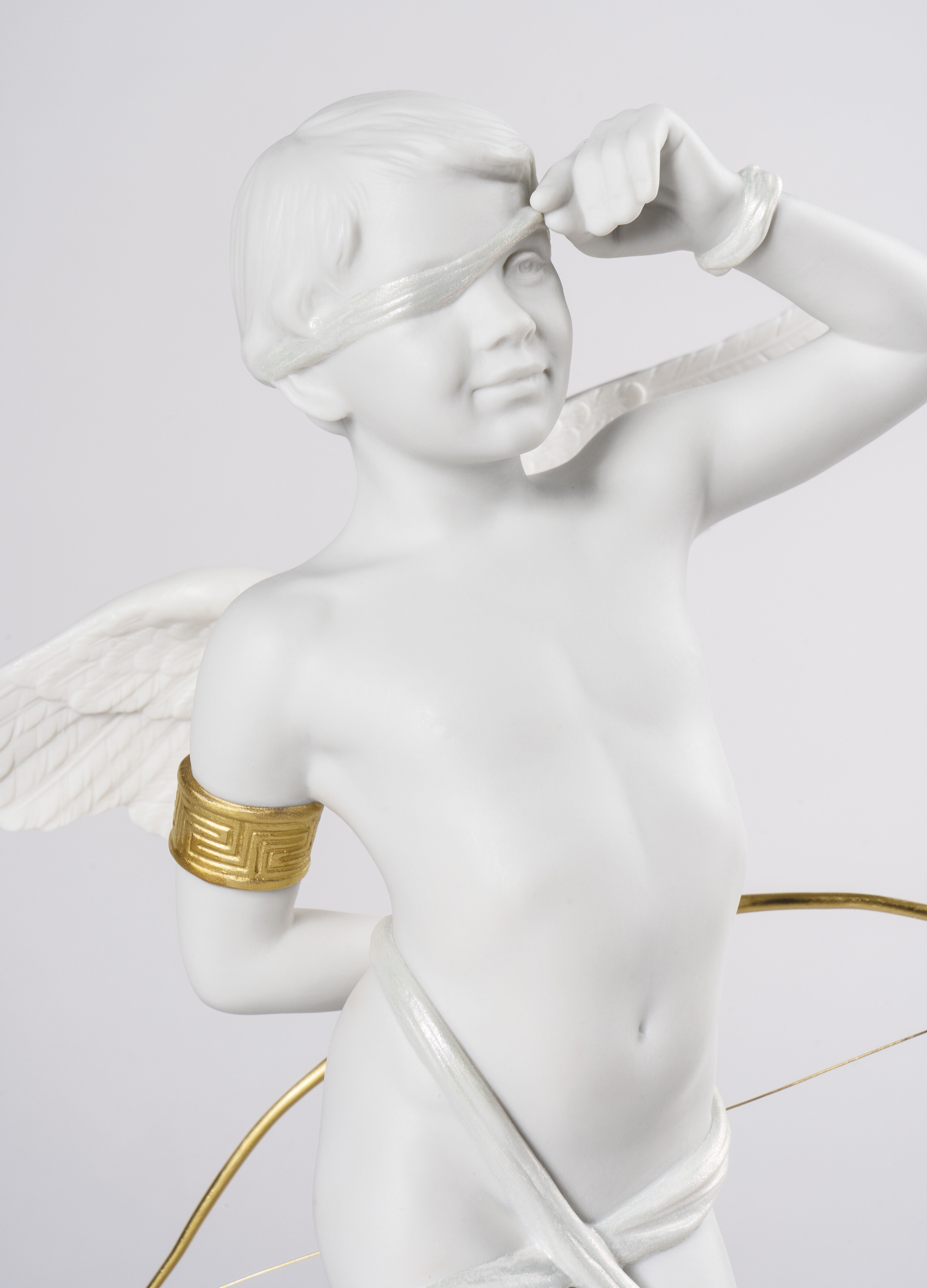 Статуэтка "Купидон с луком" Lladro