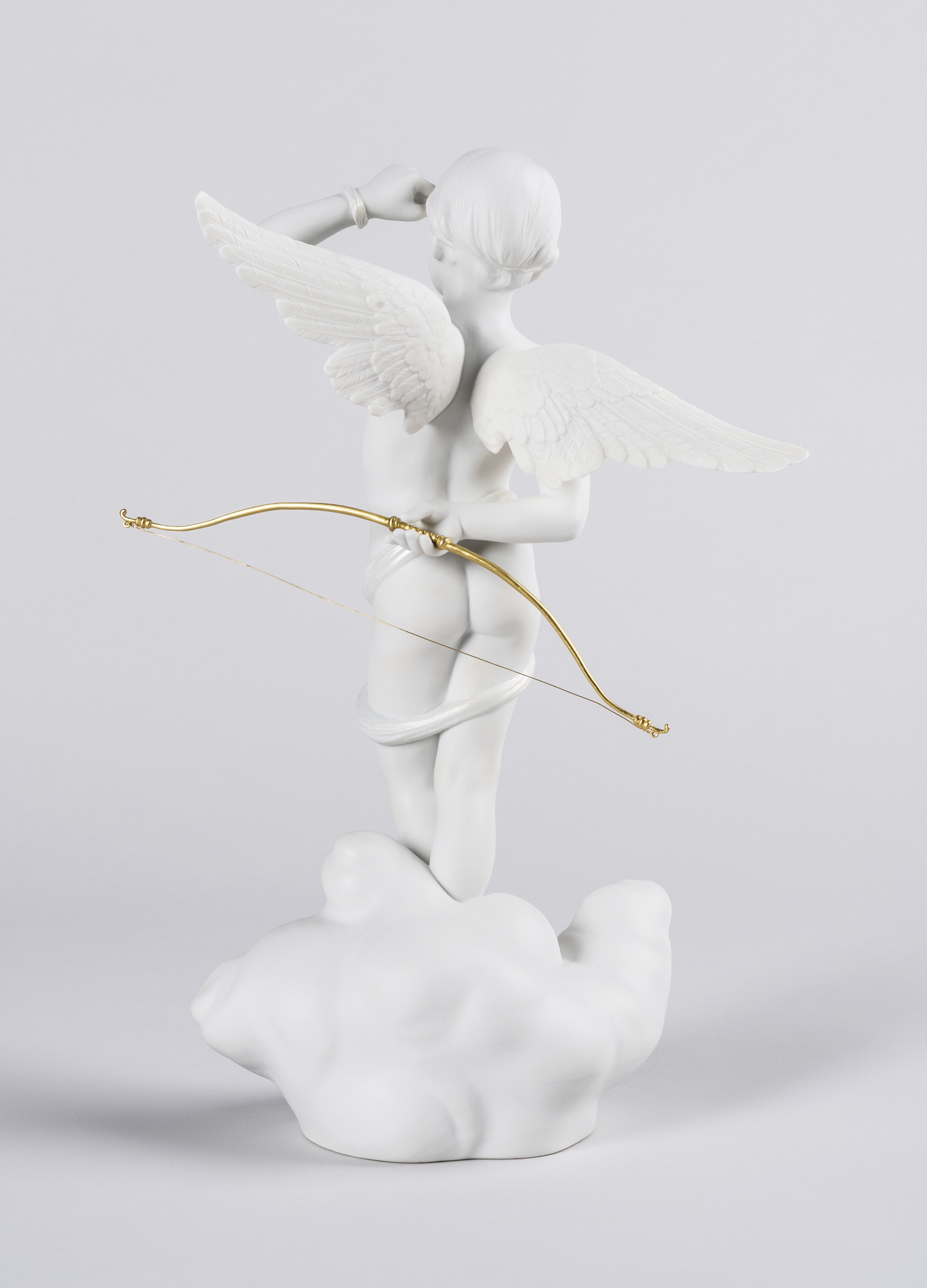 Статуэтка "Купидон с луком" Lladro