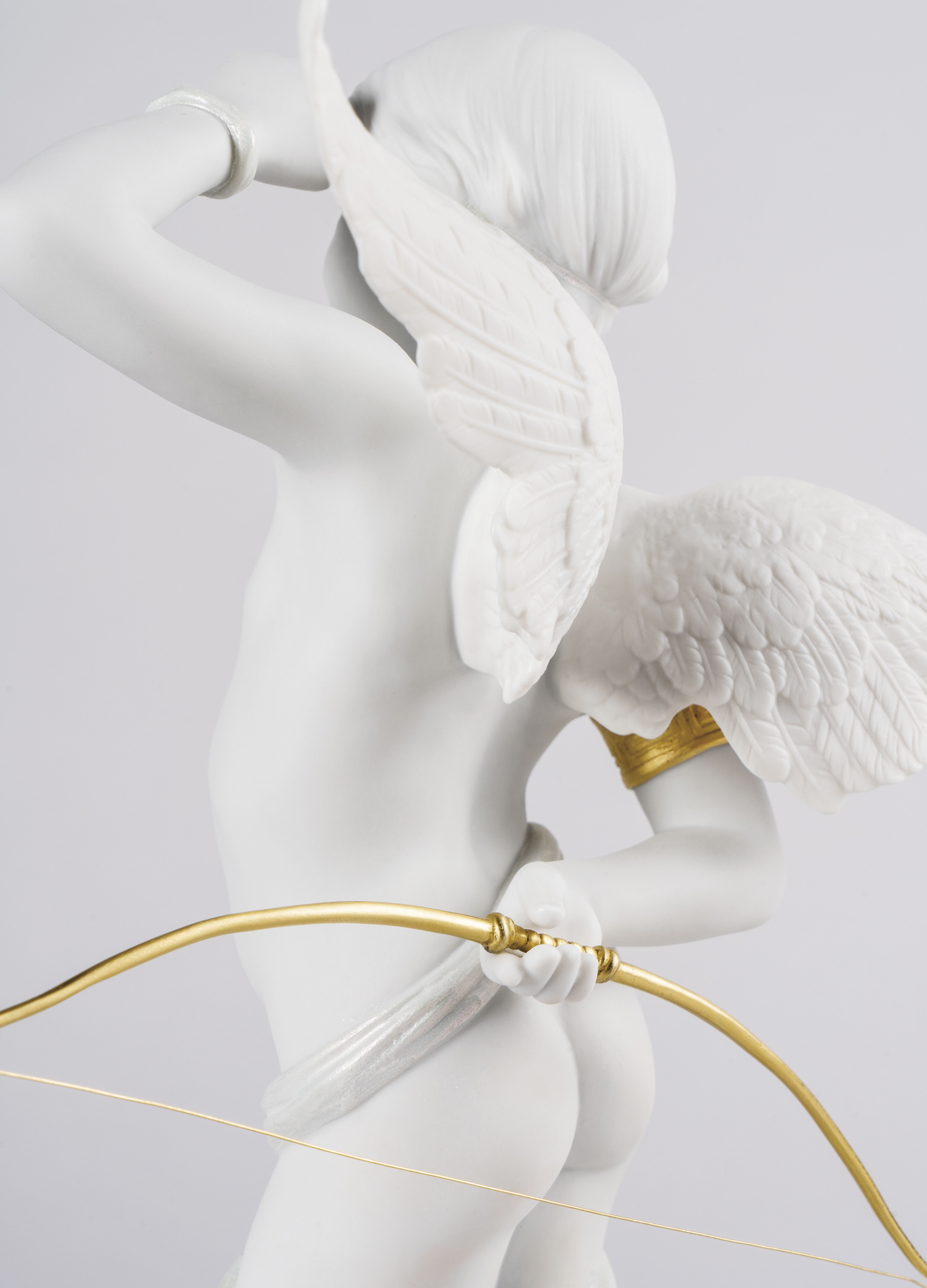 Статуэтка "Купидон с луком" Lladro