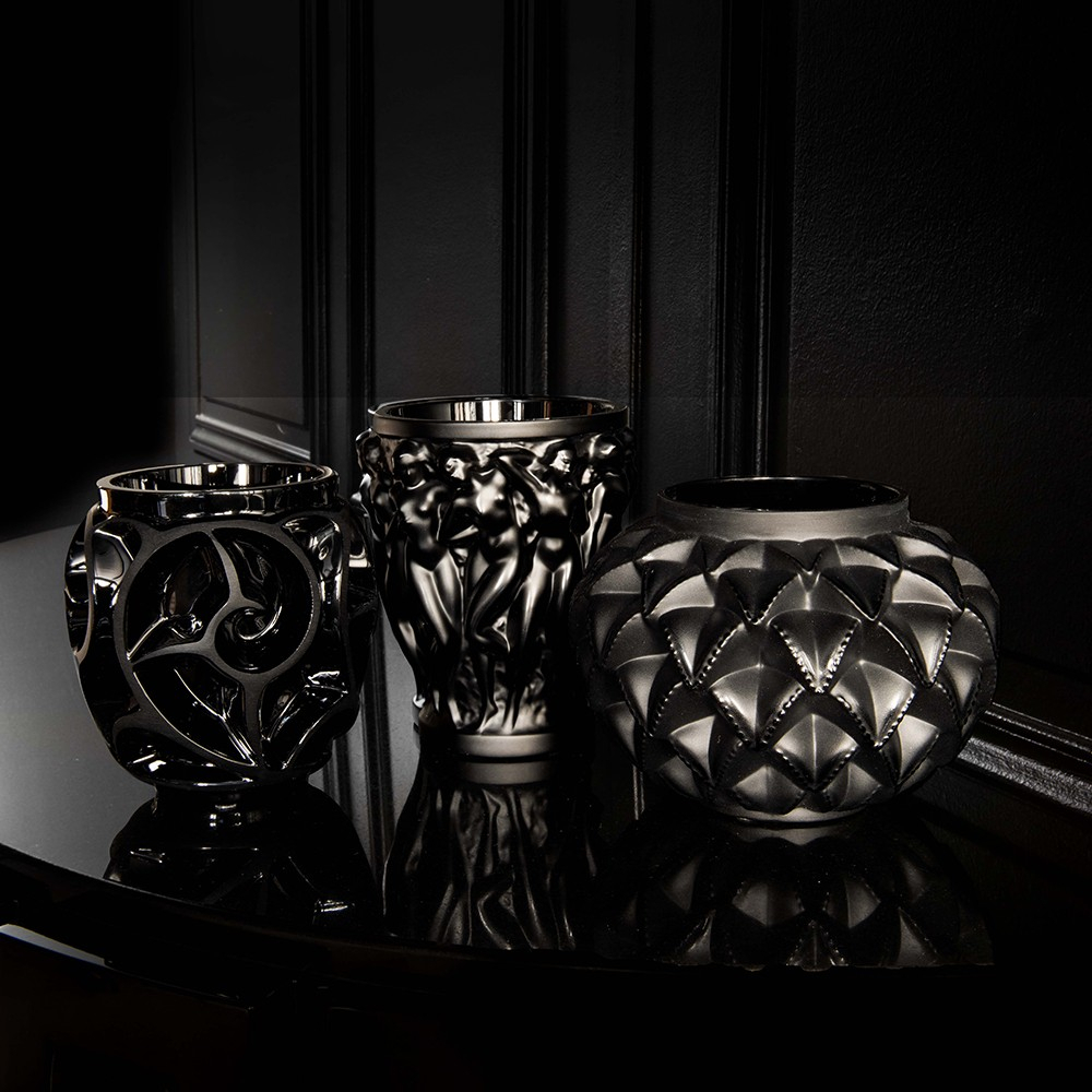 Ваза для цветов чёрная (малая) "Tourbillons" Lalique