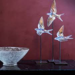 Настенная статуэтка Ласточка с поднятыми крыльями "Hirondelles" золотая Lalique