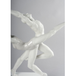 Статуэтка "Искусство движения" Lladro