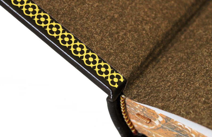 Подарочная книга "Петр Великий. Первый русский император"